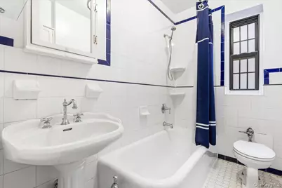 105 Garth Road #4H, Scarsdale, NY 10583 - Photo 15