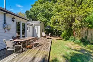 290 5th St, East Northport, NY 11731 - Photo 17