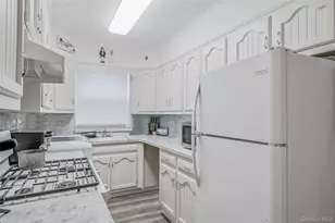 1932 W 13th St, Brooklyn, NY 11223 - Photo 31