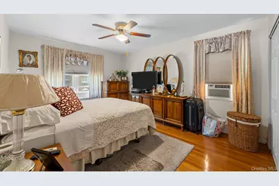 1518 Bayview Avenue, Bronx, NY 10465 - Photo 15