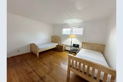 200 Saint Regis Drive, Massapequa, NY 11762 - Photo 9