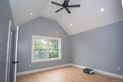 87 S 31st Street, Wyandanch, NY 11798 - Photo 9