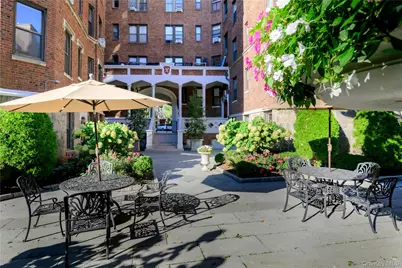 31 Pondfield Road W #63, Bronxville, NY 10708 - Photo 3