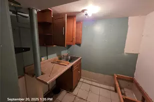 67-66 79th St, Middle Village, NY 11379 - Photo 27