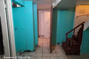 67-66 79th St, Middle Village, NY 11379 - Photo 35