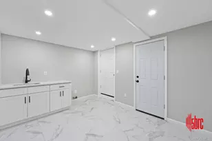 128-05 116th Ave, Ozone Park, NY 11420 - Photo 27