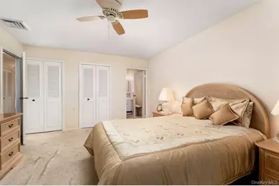 182 Strathmore Gate Drive, Stony Brook, NY 11790 - Photo 11