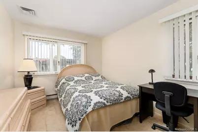 182 Strathmore Gate Drive, Stony Brook, NY 11790 - Photo 13