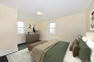 106 Grandview Ave, Great Neck, NY 11020 - Photo 5