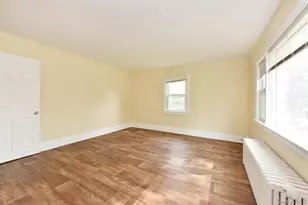 106 Grandview Ave, Great Neck, NY 11020 - Photo 7