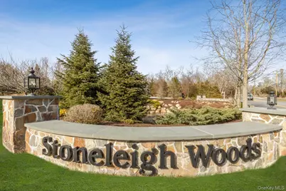 67 Stoneleigh Drive, Riverhead, NY 11901 - Photo 33