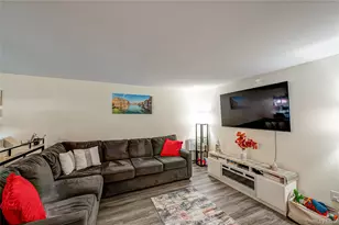 673 Blue Ridge Dr, Medford, NY 11763 - Photo 9