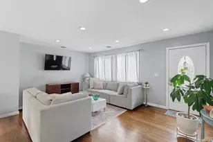 45 Lukens Ave, Brentwood, NY 11717 - Photo 5