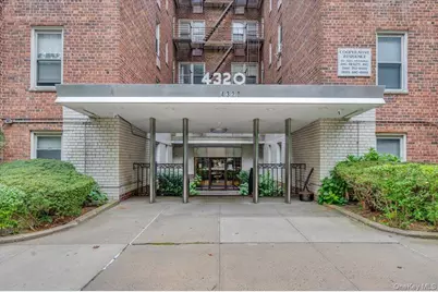4320 Van Cortlandt Park East #4C, Bronx, NY 10470 - Photo 1