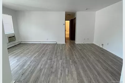 3C Hemlock Drive, Bay Shore, NY 11706 - Photo 7