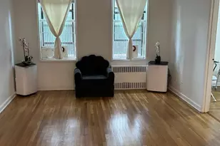 84-31 Van Wyck Expressway, Briarwood, NY 11435 - Photo 7