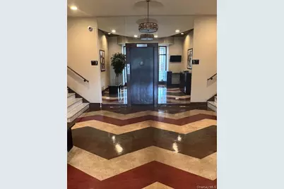 84-31 Van Wyck Expressway #1M, Briarwood, NY 11435 - Photo 3