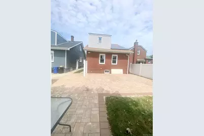 1361 Star Avenue, Elmont, NY 11003 - Photo 7