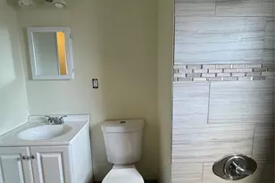 1361 Star Ave, Elmont, NY 11003 - Photo 27