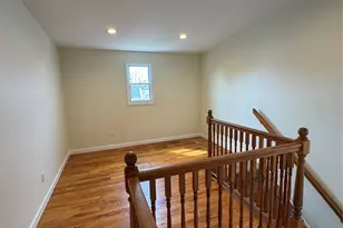 1361 Star Ave, Elmont, NY 11003 - Photo 25