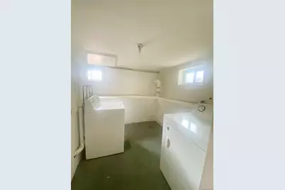 1361 Star Avenue, Elmont, NY 11003 - Photo 33