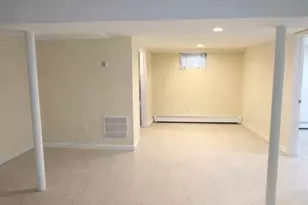 1361 Star Ave, Elmont, NY 11003 - Photo 33