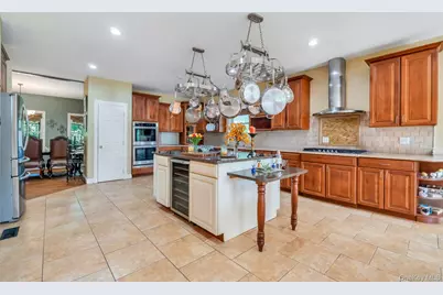 506 Moriches Middle Island Road, Manorville, NY 11949 - Photo 21