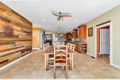 506 Moriches Middle Island Road, Manorville, NY 11949 - Photo 19