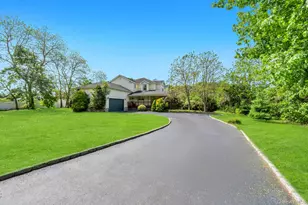 506 Moriches-Middle Island Road, Manorville, NY 11949 - Photo 5