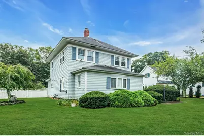 9450 Old Sound Avenue, Mattituck, NY 11952 - Photo 3