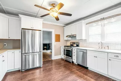 9450 Old Sound Avenue, Mattituck, NY 11952 - Photo 17