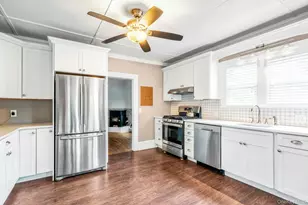 9450 Old Sound Ave, Mattituck, NY 11952 - Photo 17