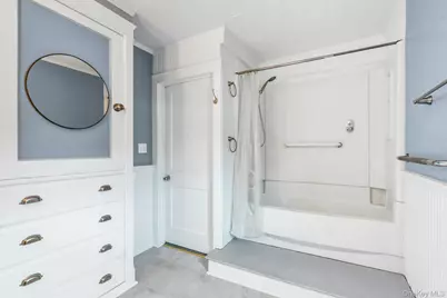 9450 Old Sound Avenue, Mattituck, NY 11952 - Photo 21