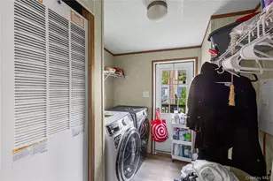 1795 Osborne Ave, Riverhead, NY 11901 - Photo 27