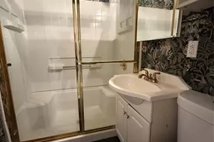 15 Canterbury Rd, Great Neck, NY 11021 - Photo 3