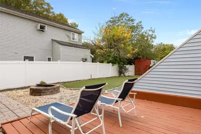 348 Hauser Avenue, Holbrook, NY 11741 - Photo 29