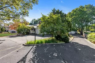 1462 Motor Pkwy, Islandia, NY 11749 - Photo 25