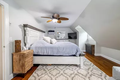 1729 Gormley Avenue, Merrick, NY 11566 - Photo 21