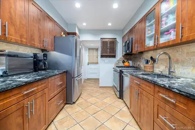 1729 Gormley Avenue, Merrick, NY 11566 - Photo 13