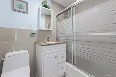 35-06 Leavitt Street #3K, Flushing, NY 11354 - Photo 9