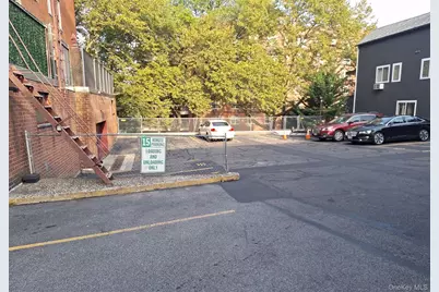 636 N Terrace Avenue #2C, Mount Vernon, NY 10552 - Photo 11