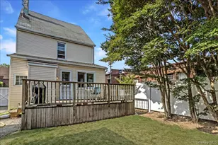 90 Jackson Rd, Valley Stream, NY 11581 - Photo 3