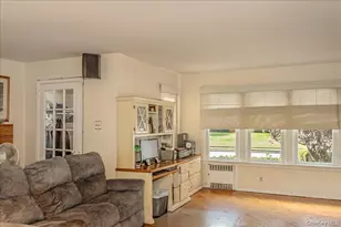 90 Jackson Rd, Valley Stream, NY 11581 - Photo 7