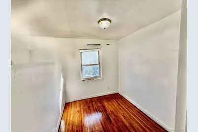 993 Duncan Street, Bronx, NY 10469 - Photo 15