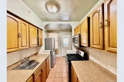 993 Duncan Street, Bronx, NY 10469 - Photo 9