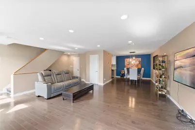 147 I U Willets Road, Albertson, NY 11507 - Photo 5