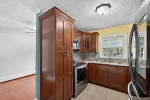 2710 South Rd, Poughkeepsie, NY 12601 - Photo 11