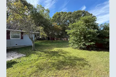 135 Forrest Avenue, Shirley, NY 11967 - Photo 5