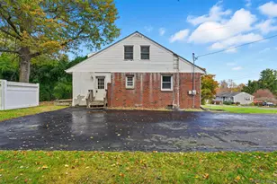 137 Overlook Dr, Mahopac, NY 10541 - Photo 35