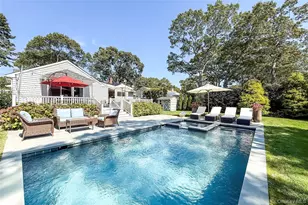 66 School St, Hampton Bays, NY 11946 - Photo 21